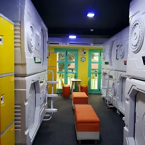Kapsül Otel Galaxy Pods @ Chinatown, Singapur